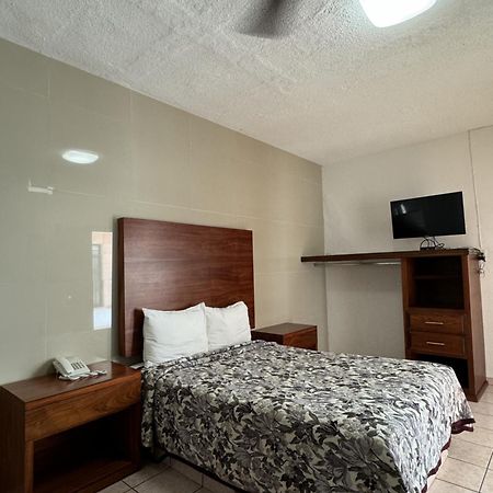 Hotel Las Fuentes Lagos de Moreno Eksteriør billede